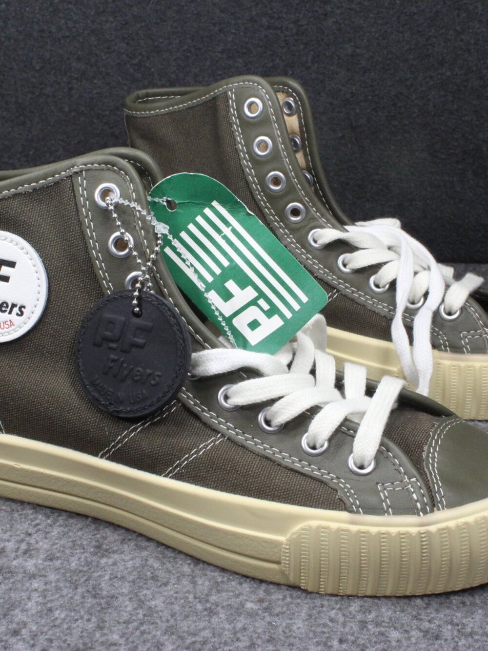 P.F. Flyers Made in USA Center Hi Green White Canvas Sneakers Men Size 7 Women 9